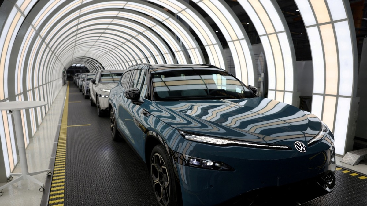 EU Tariffs Reshaping Global EV Supply Chains, Pushing Western Makers Back to Europe