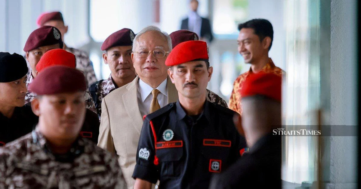 Court finds Najib's inaction on billions flowing into personal accounts 'grossly unreasonable'