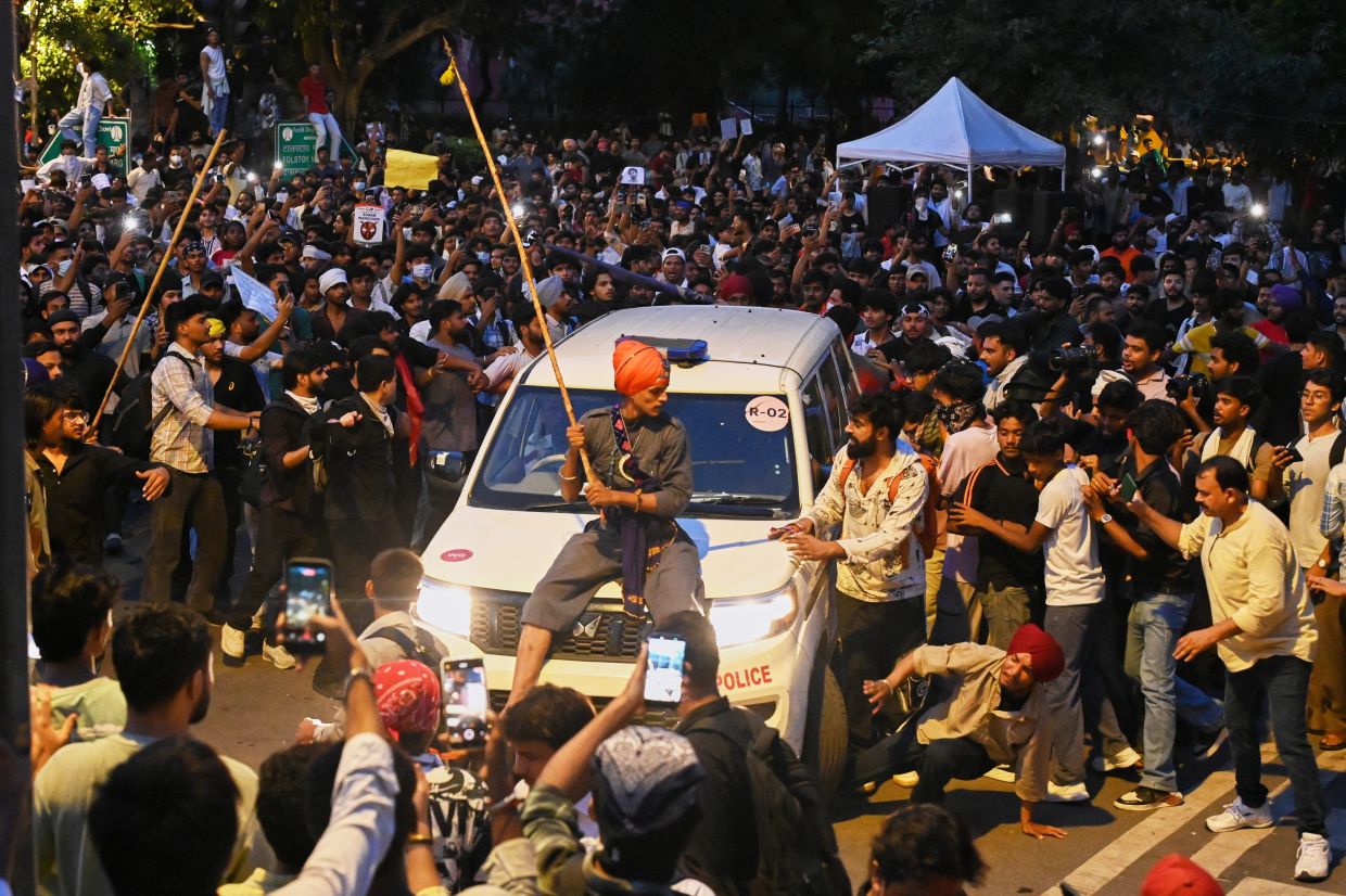 Modi Faces Biggest Challenge Yet as Student Protests Over Exam Fraud Sweep India