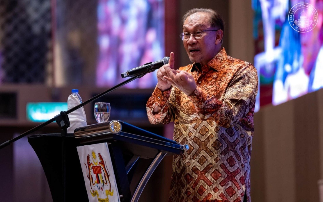 Government Will Do Its Best To Address Young People's Challenges, Says PM Anwar