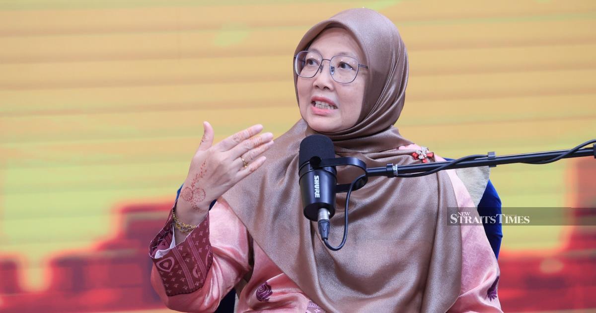 PH's Communication Gap Remains Critical Hurdle Despite Strong Manifesto Delivery, Says Zaliha