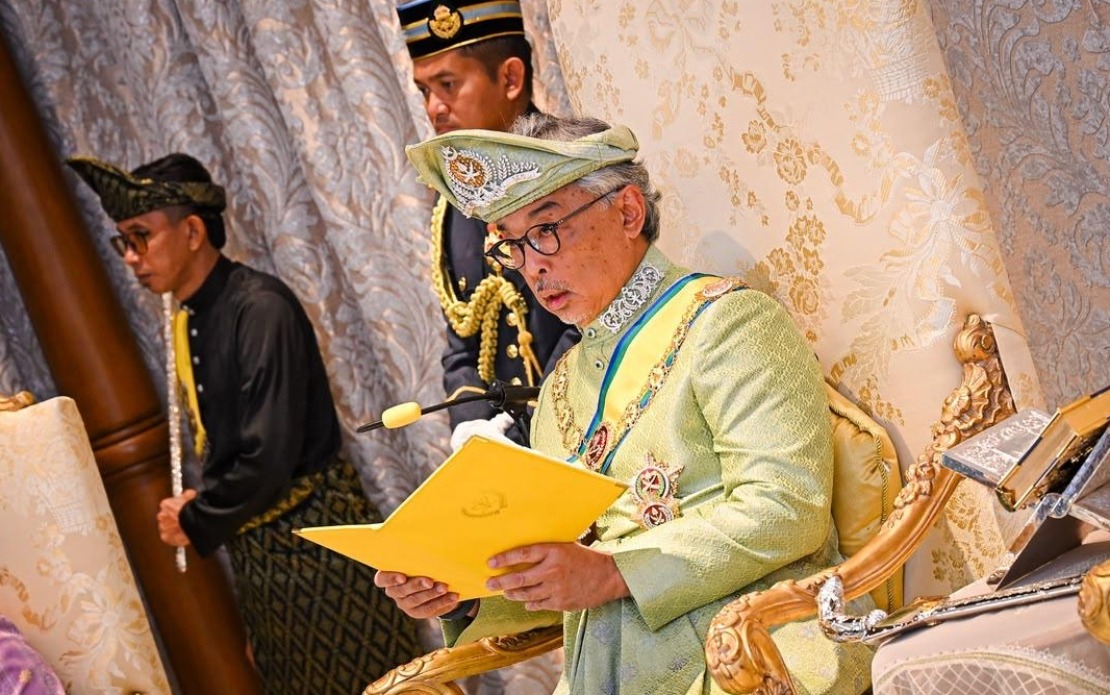 Sultan Abdullah Calls for Urgent Crackdown on Street Racing and Illegal Immigration