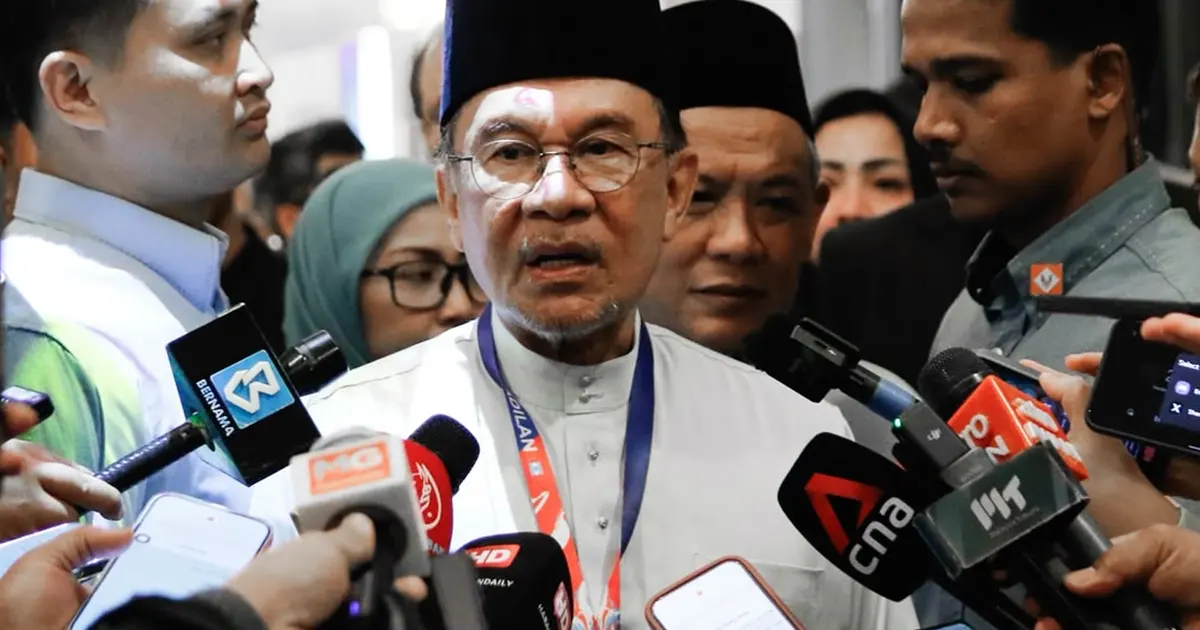 Anwar Dismisses Trust Concerns Over Zahid as Personal Stance by KJ