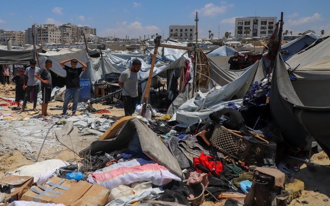 Over 90% of Gaza Strip Destroyed, Israeli Forces Control 80%, Palestinian Report States