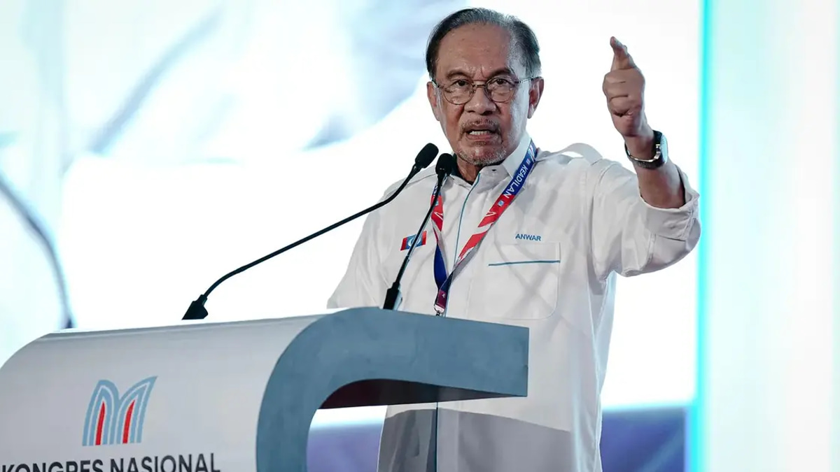 Anwar Pledges Additional RM1 Million for Every Parliamentary Constituency Amid Fund Distribution Row