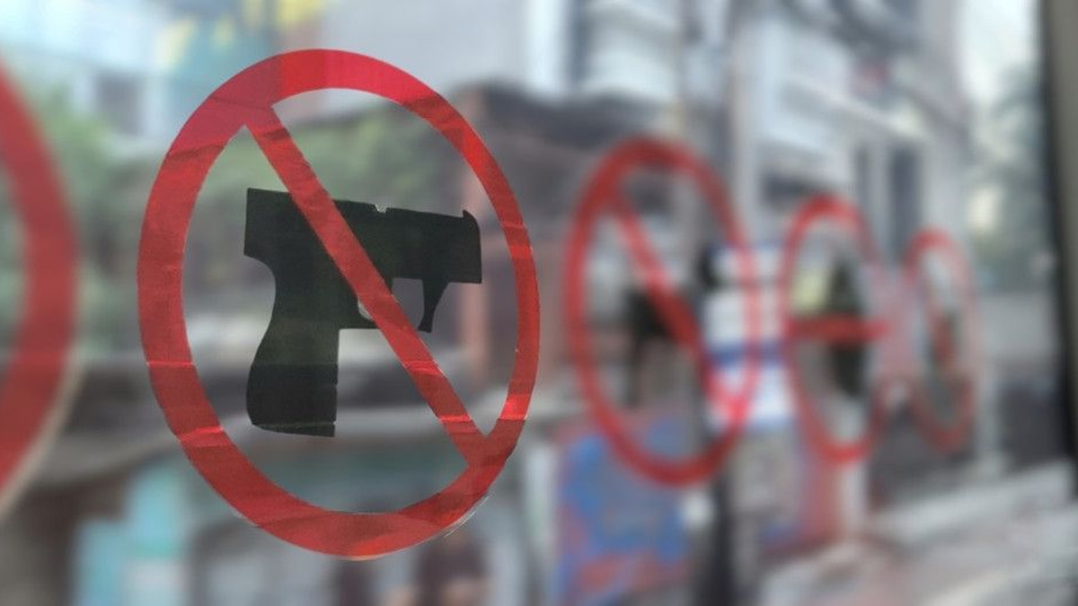 Nearly 1,000 weapons discovered at South Jakarta school spark investigation