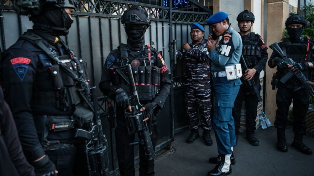 Police arrest man over bomb threat at South Jakarta primary school