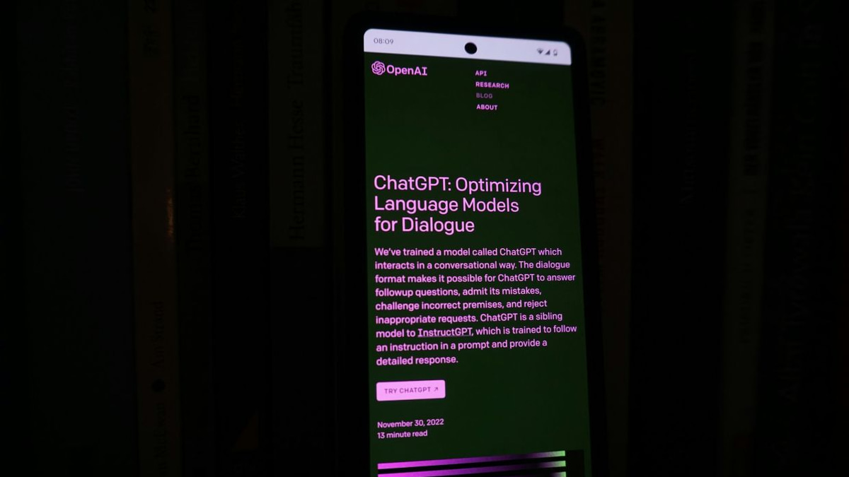 Florida Pastor's Near-Fatal Health Crisis Sparks Major Lawsuit Against OpenAI Over ChatGPT Medical Advice