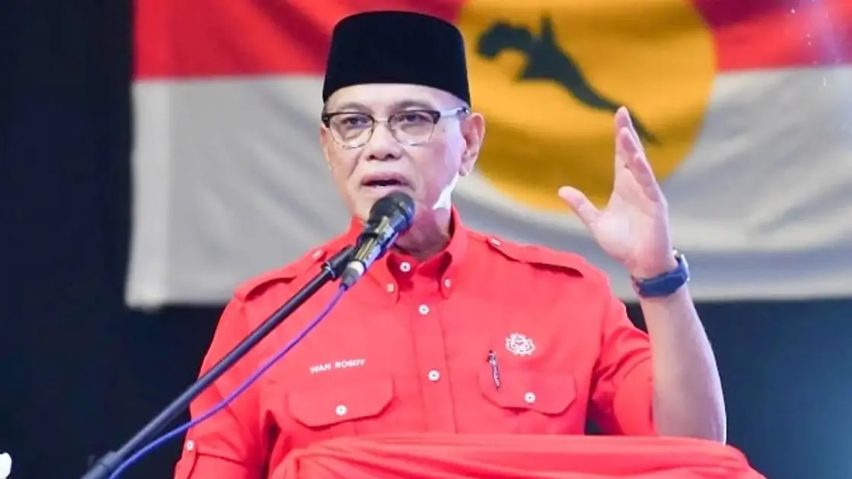 BN and PN Have Not Yet Discussed Cooperation Framework for GE16, Says Umno Deputy
