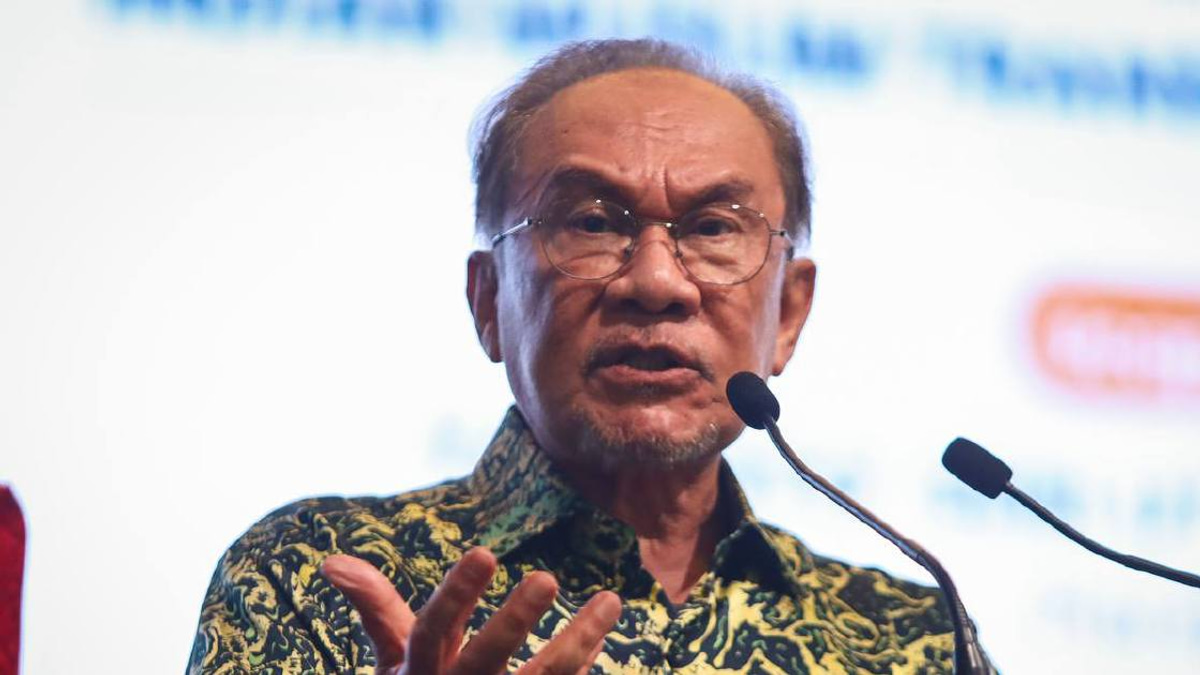 Malaysia Will Not Permit Refugee Groups to Occupy Public Spaces or Destabilise Order, Anwar Says