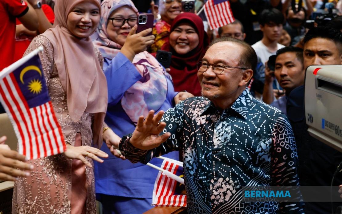 Every Malaysian Must Embody True Spirit of Independence, Says Anwar