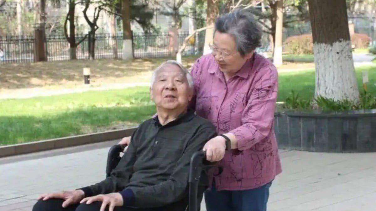 Beijing woman, 90, transforms dementia care into powerful lesson on preserving human dignity