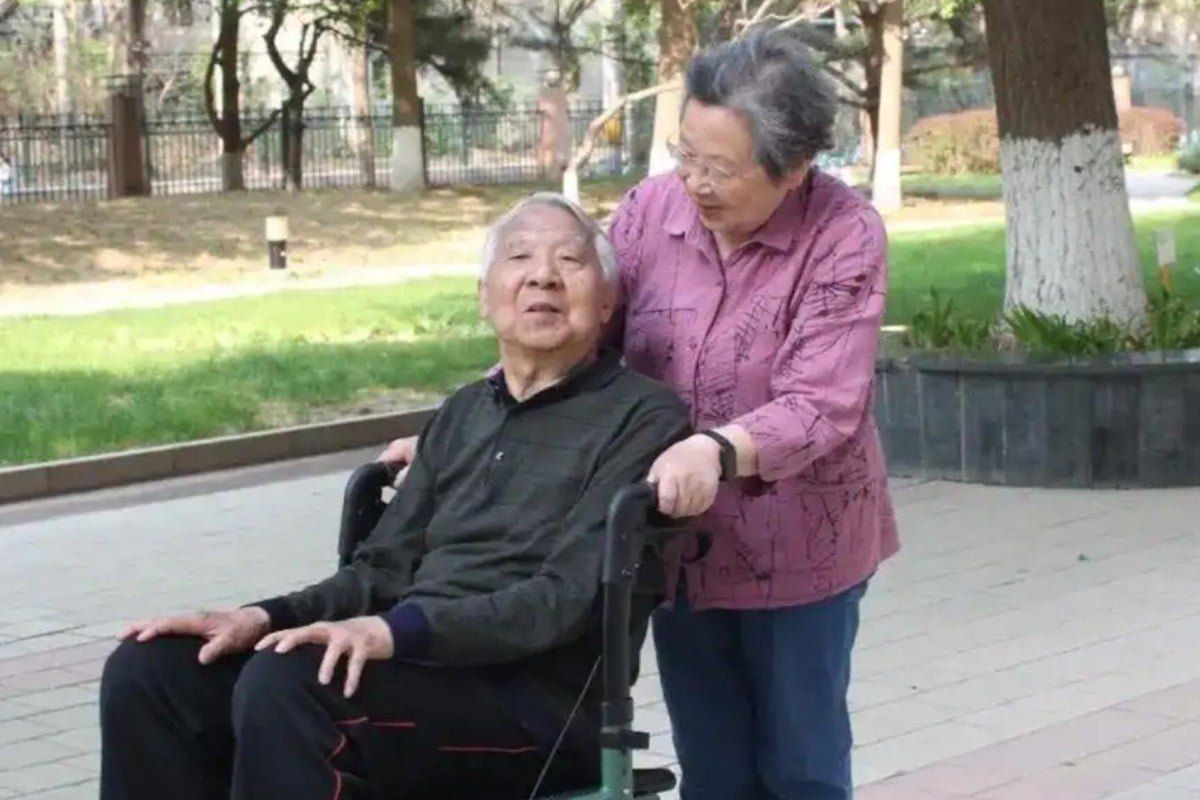 Beijing woman, 90, transforms dementia care into powerful lesson on preserving human dignity