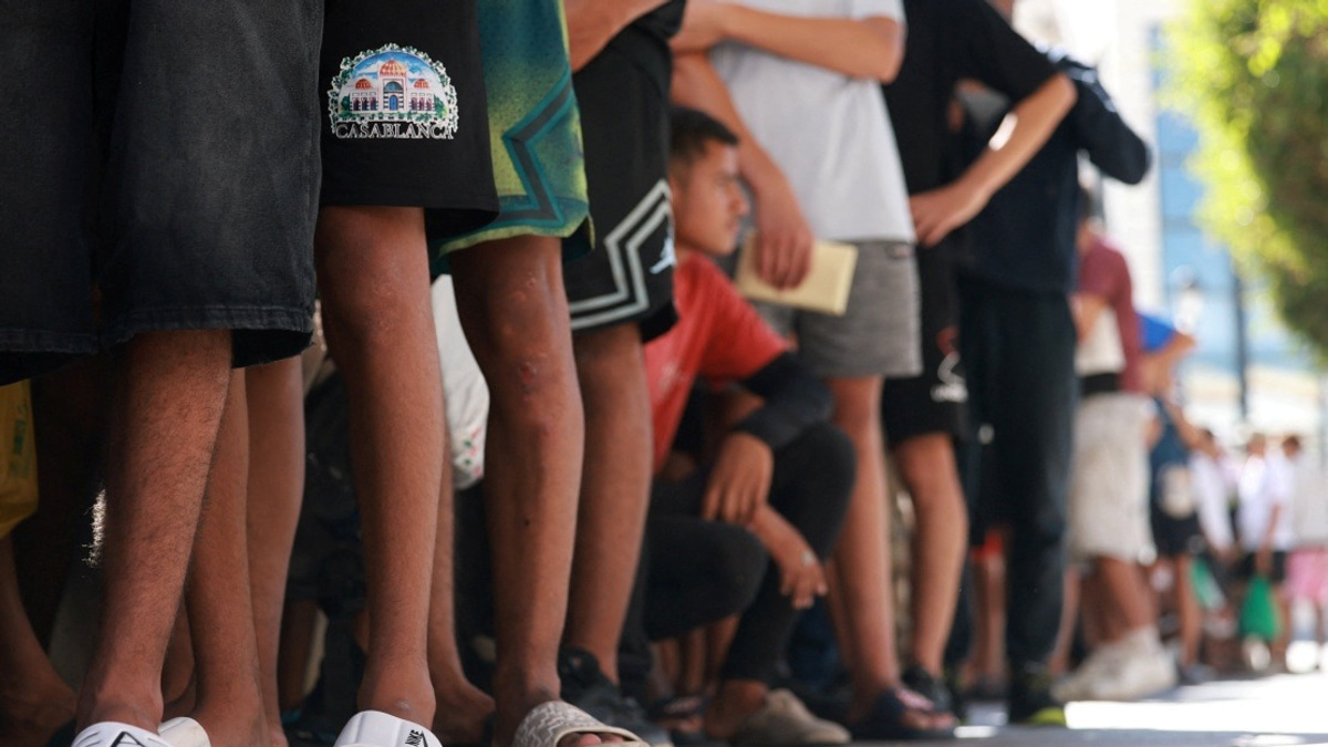 Spain Retaliates with Border Checks as Italy Stands Firm on Migration Controls