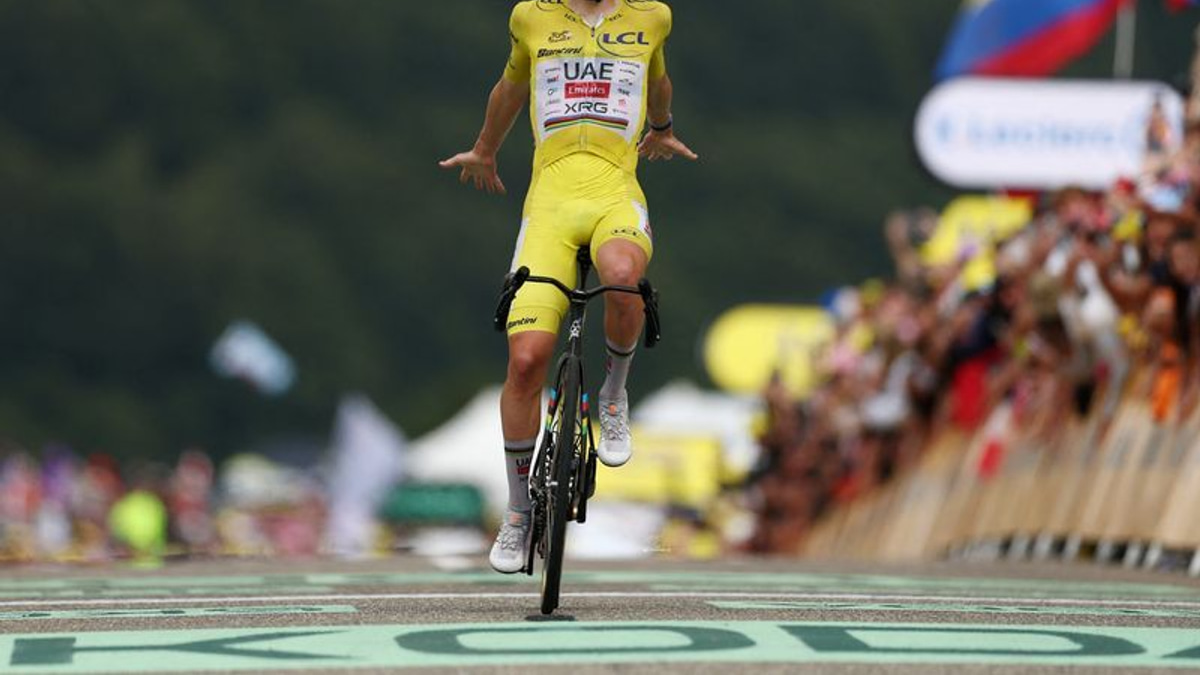 Pogacar powers to fourth stage win, stretches Tour de France lead to four and a half minutes