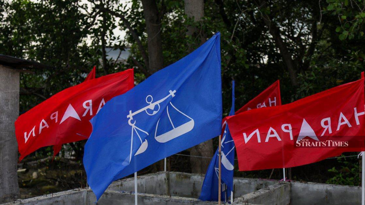 PH Youth Demands BN Cabinet Members Resign Over PN Cooperation Deal