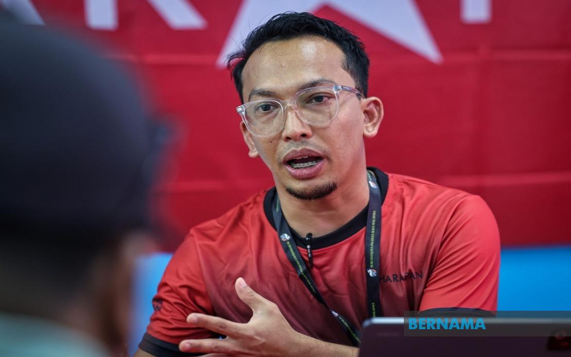 Johor Underdog: PH's Pasir Raja Candidate Banks on Youth Appeal Against BN Incumbent