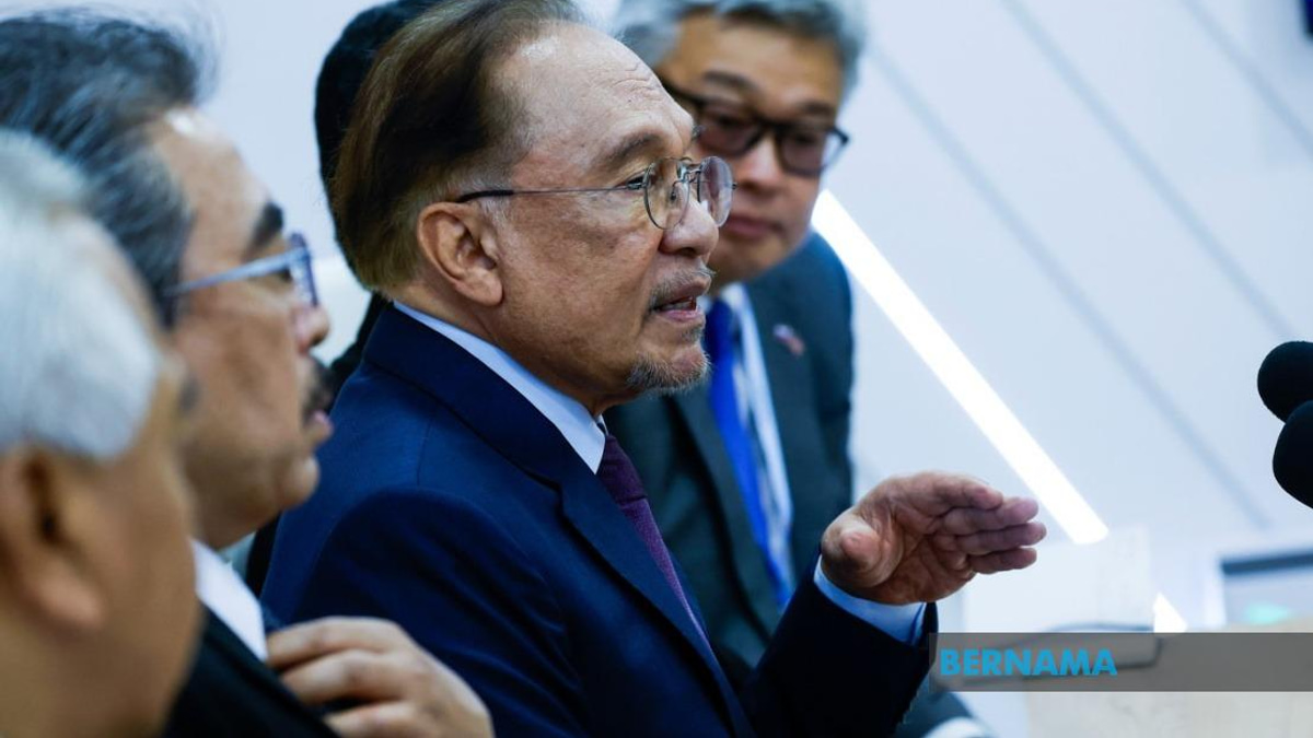 Anwar's Kazan Mission Cements Long-term Energy Partnership with Russia