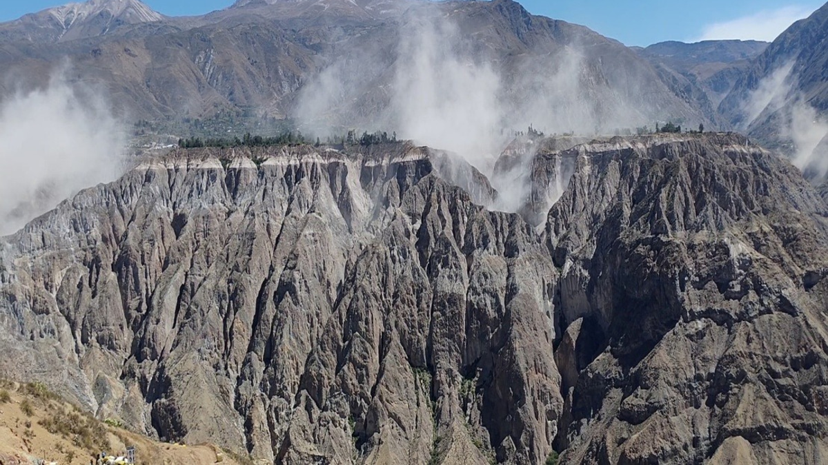 Powerful 6.7 Magnitude Earthquake Strikes Southern Peru; Authorities Monitor Situation