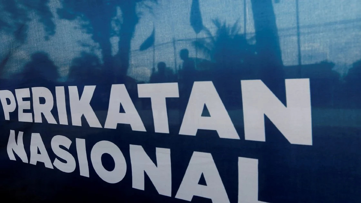 Azmin and Radzi Stripped of Perikatan Leadership Roles in Major Coalition Reshuffle