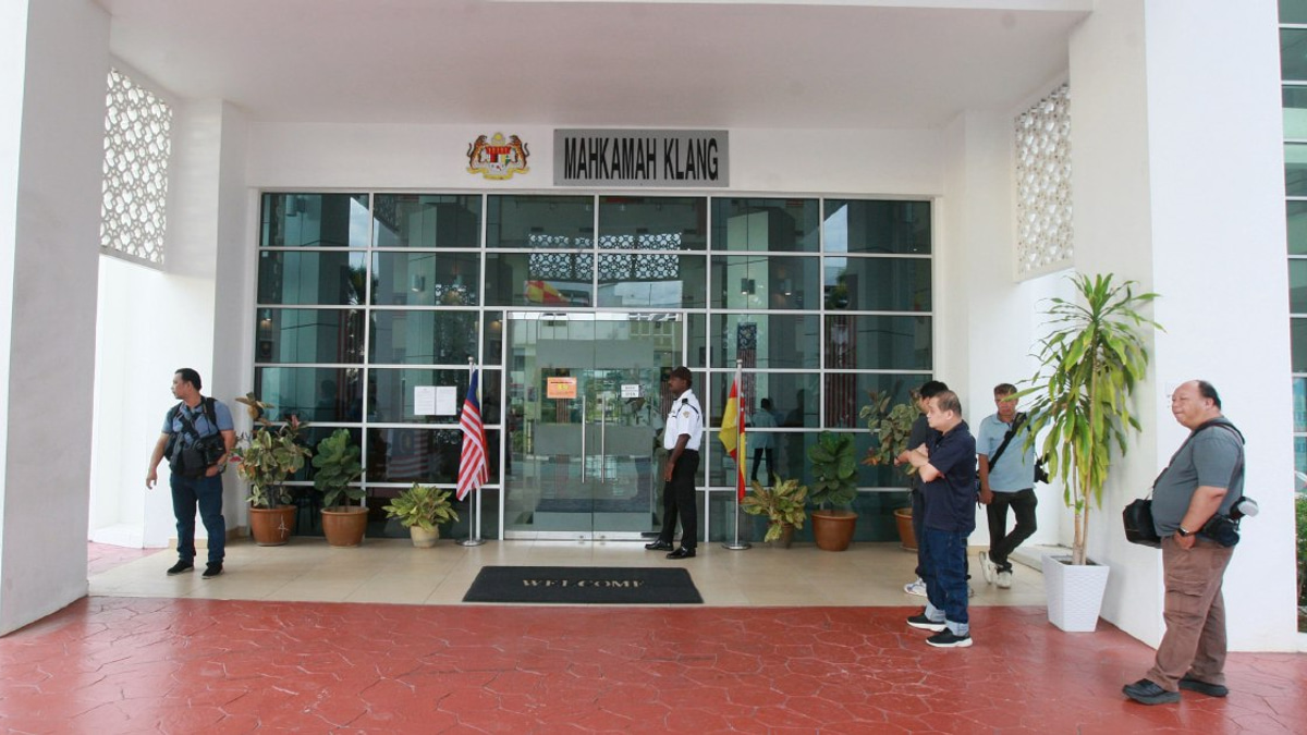 Calm scenes at Klang court as man faces charges over dog Rocky's death