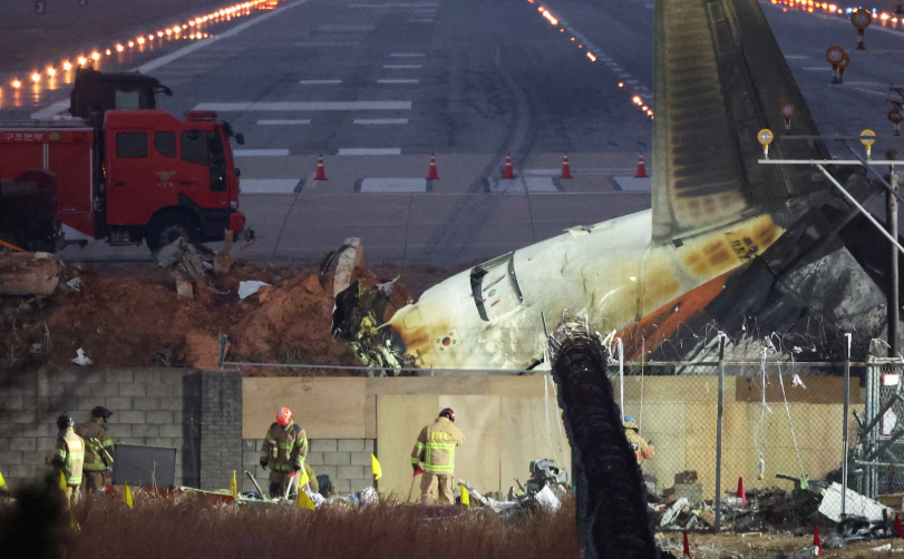 Police intensify Jeju Air crash probe with raids on airport operator and transport ministry