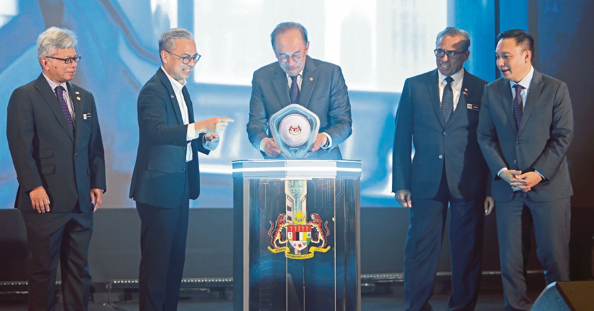 Malaysia must evolve security strategy as threats shift beyond traditional scope, says Anwar