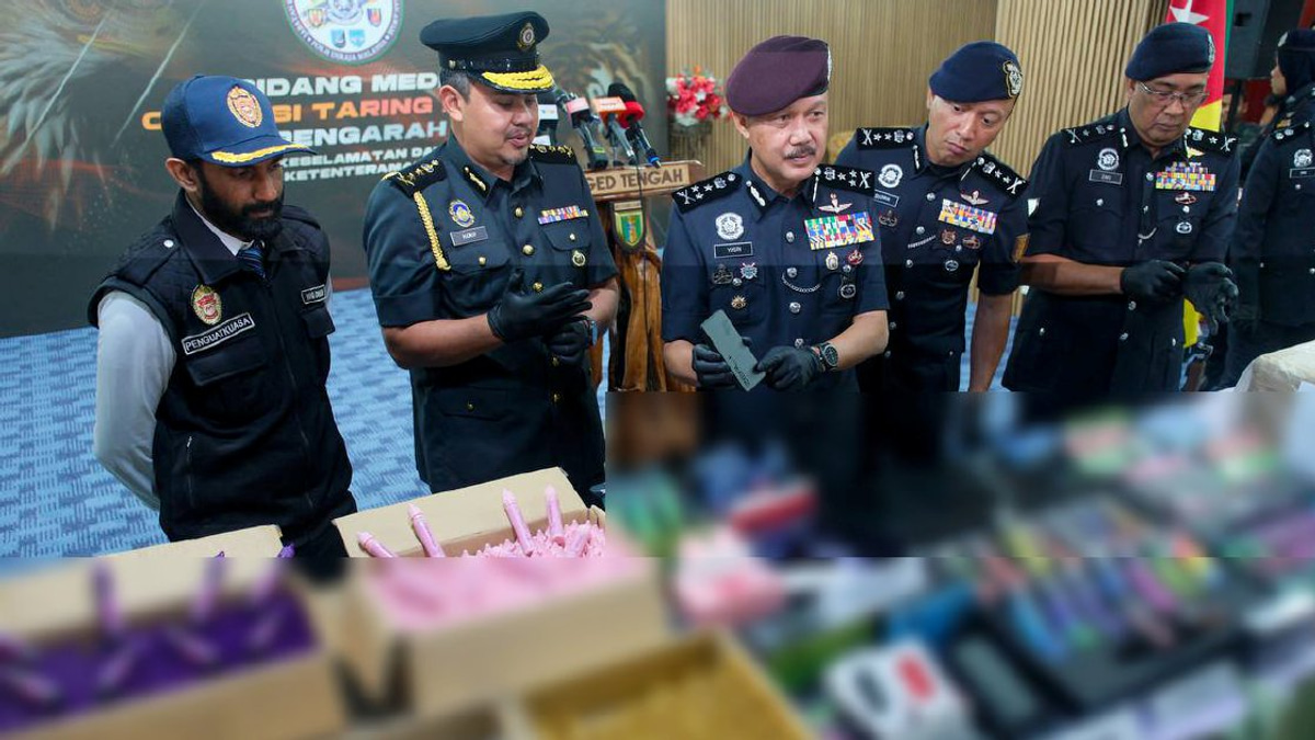 Police Dismantle Major Smuggling Operation in Selangor, Seizing RM15.5 Million in Illicit Tobacco and Vape Products
