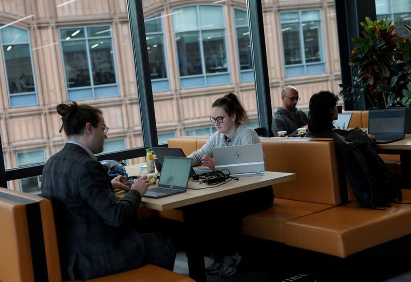 UK Economy Shows Tangible Gains From Artificial Intelligence Expansion