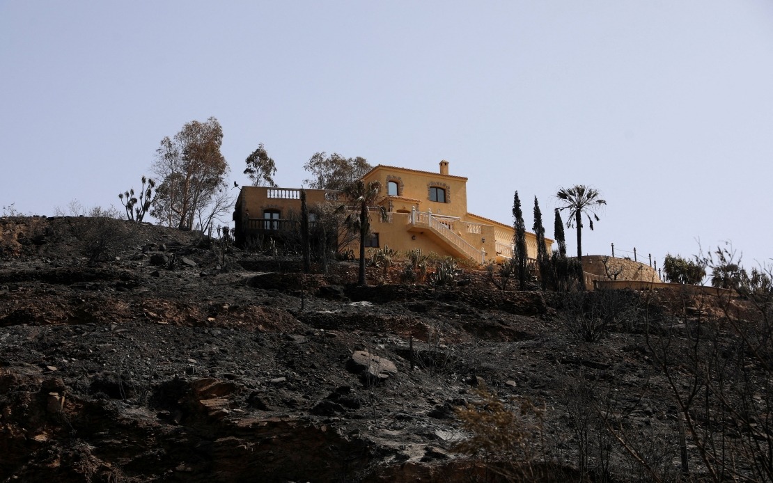 Spain's Almeria Wildfire Death Toll Reaches 13 as Blaze Contained