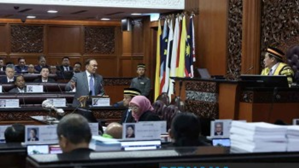 KWAP's RM12.9 Billion Profit Deserves Balanced Assessment, Says PM Anwar