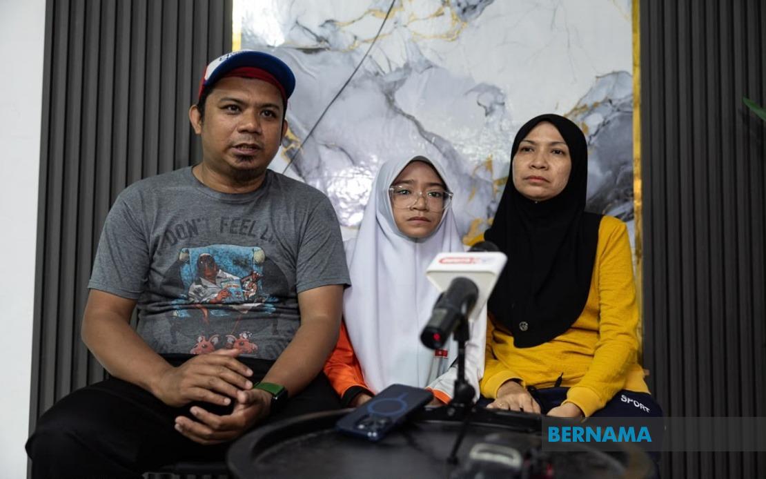 Education Minister, Teachers' Foundation Fund RM10,000 Surgery for Teenager with Scoliosis