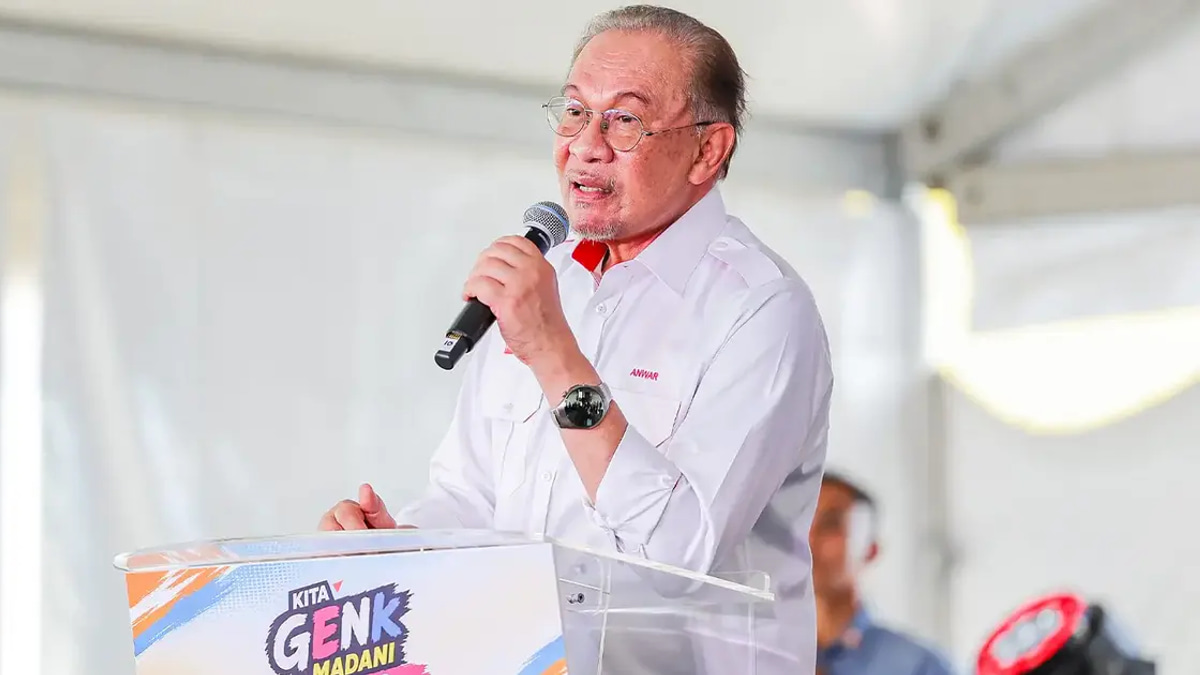 Anwar Dismisses Criticism Over DAP Alliance, Rejects Claims of Undermining Malay Rights