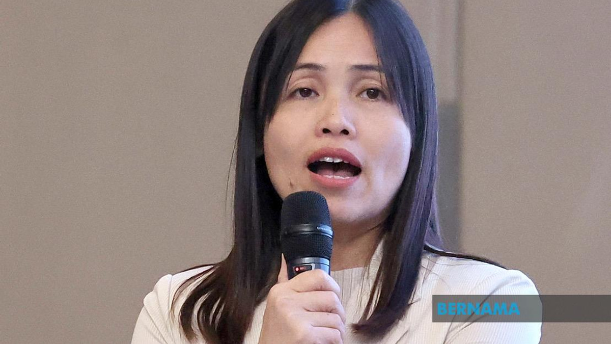 Malaysia's Communications Ministry Evaluating Social Media Platforms' Adherence to New Online Safety Rules
