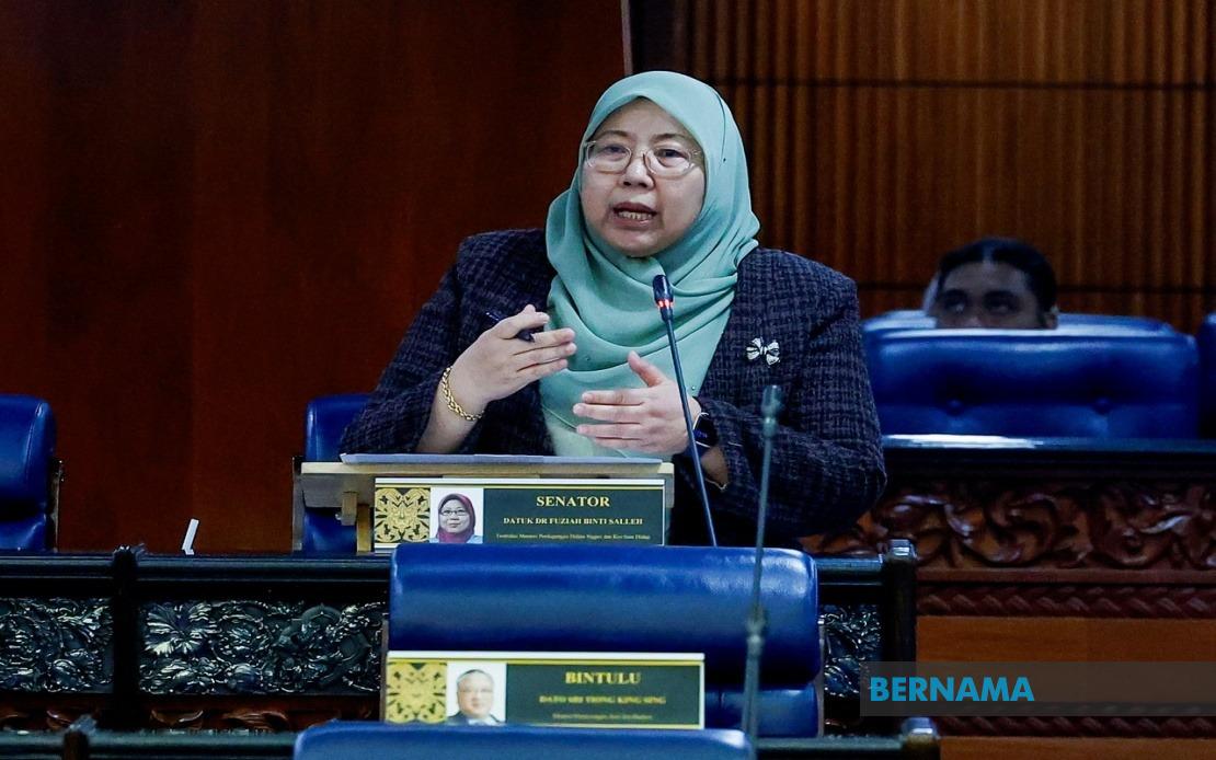 eCOSS App Proves Effective in Stemming Subsidised Cooking Oil Leakages, Says Fuziah