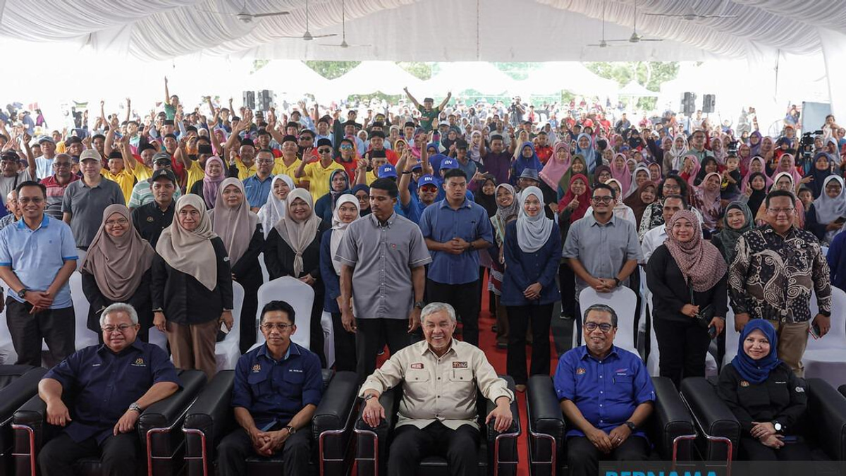 Ahmad Zahid: Malaysia's Political Landscape Demands Fresh Coalition Strategies
