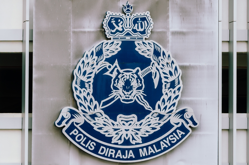 Man held after alleged assault on neighbours in Rawang housing area