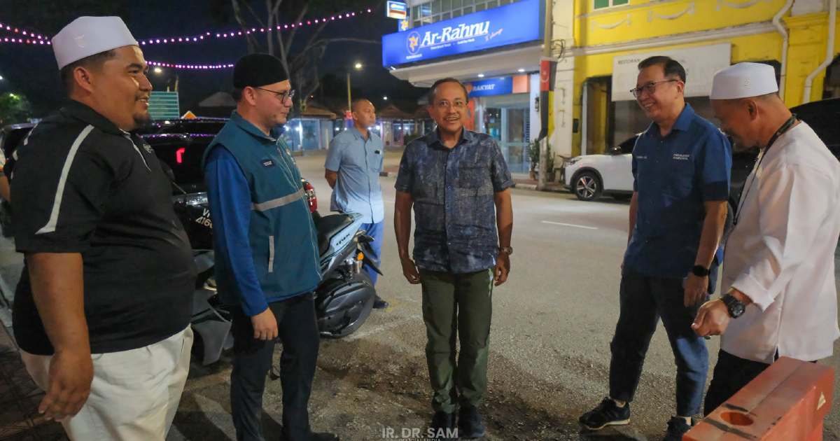 PN Chief Dismisses PAS-BN Alliance Rumours as Johor Campaign Enters New Phase