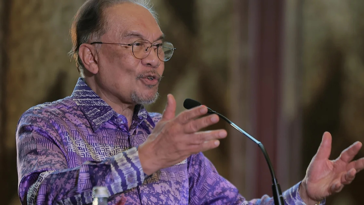 Anwar to Deepen Malaysia-Russia Relations During Kazan State Visit