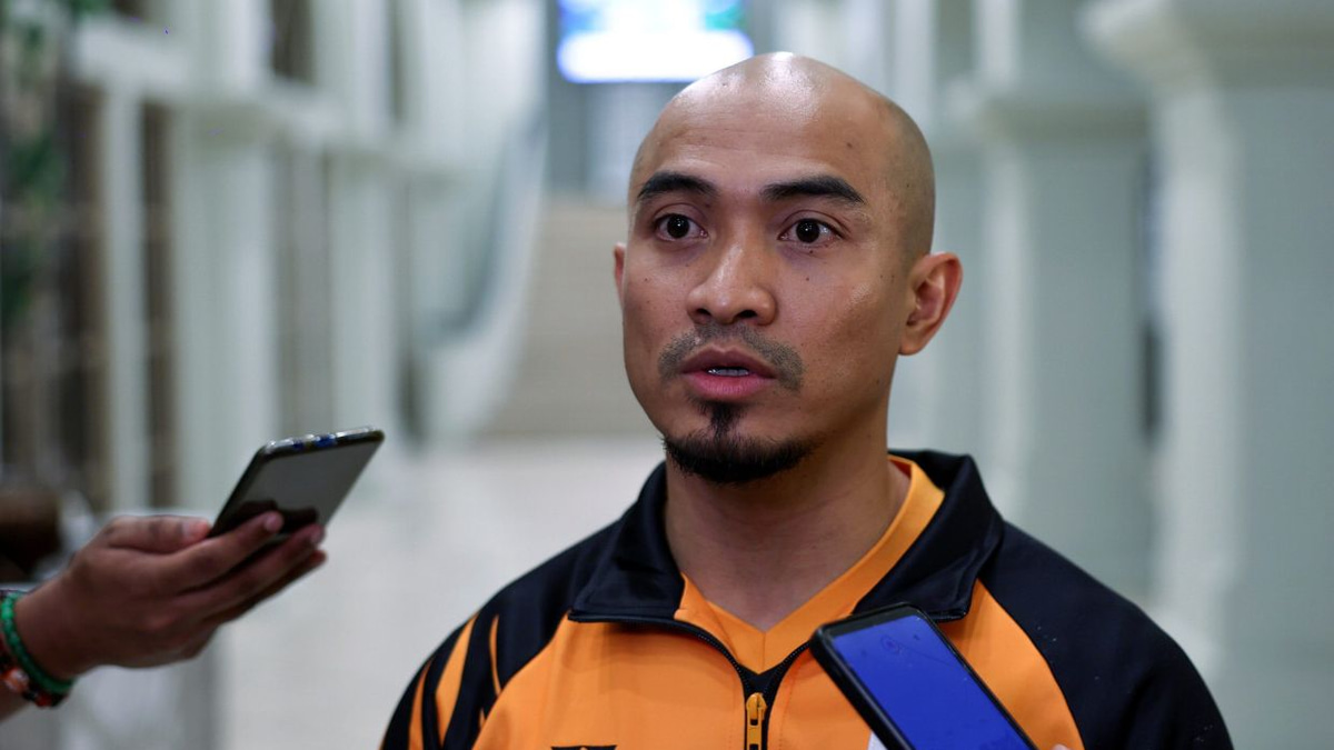 Azizulhasni Awang Breaks Silence on Team Limbo, Warns of Leadership Crisis in Malaysian Sports