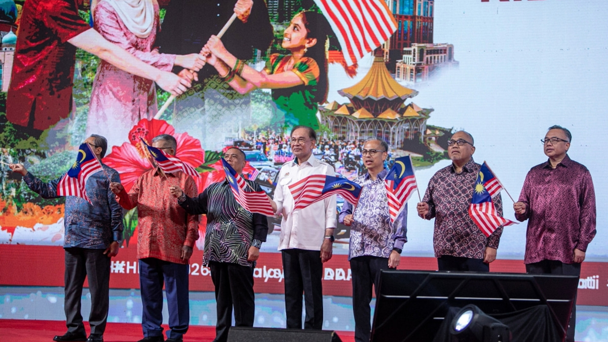 Anwar calls on Malaysian youth to honour independence legacy as nation reflects on struggle