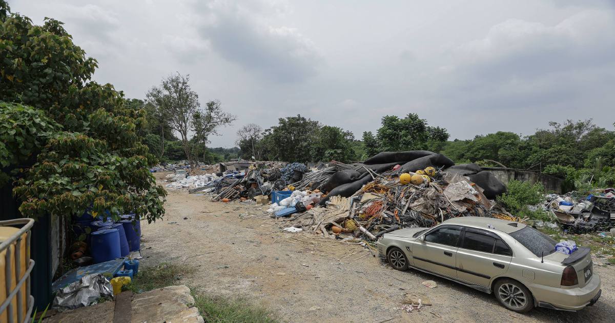 Johor assembles task force to investigate suspected Singapore construction waste dumping in Pontian