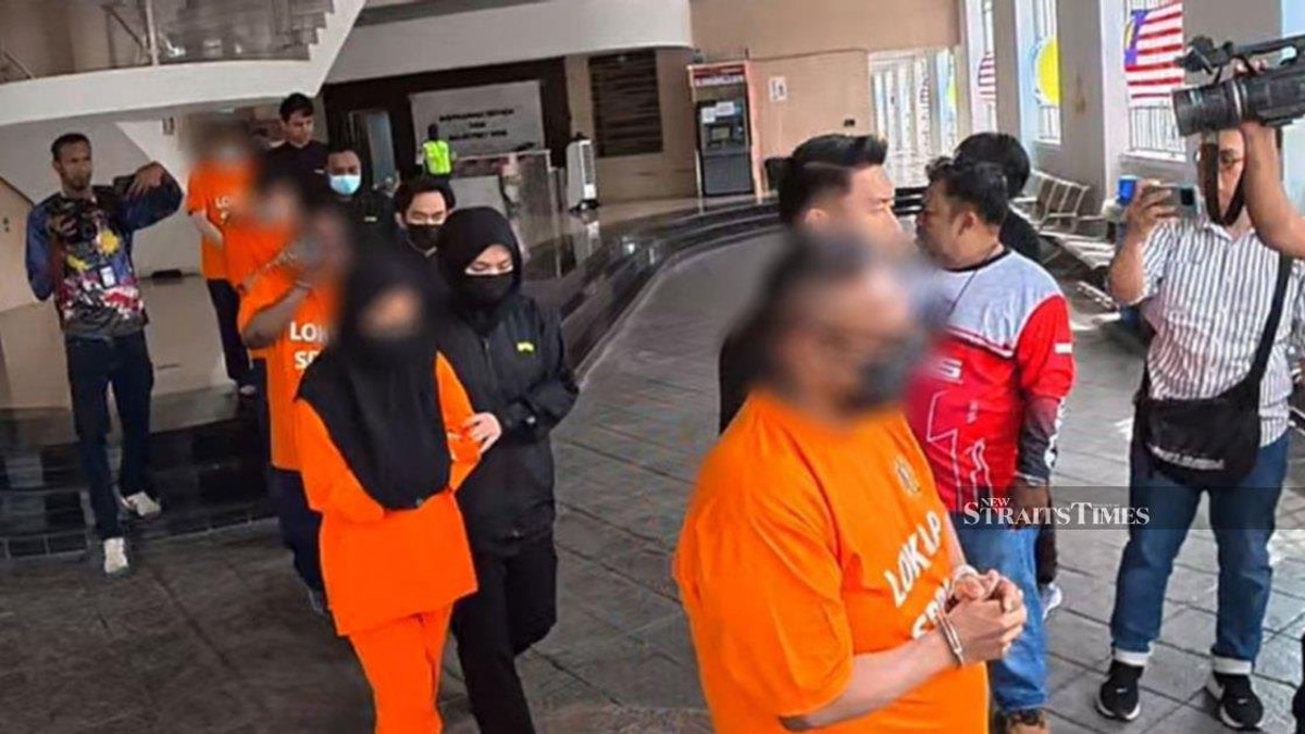 Datuk and Four Others Remanded in Penang Over Alleged Government Agency Land Abuse