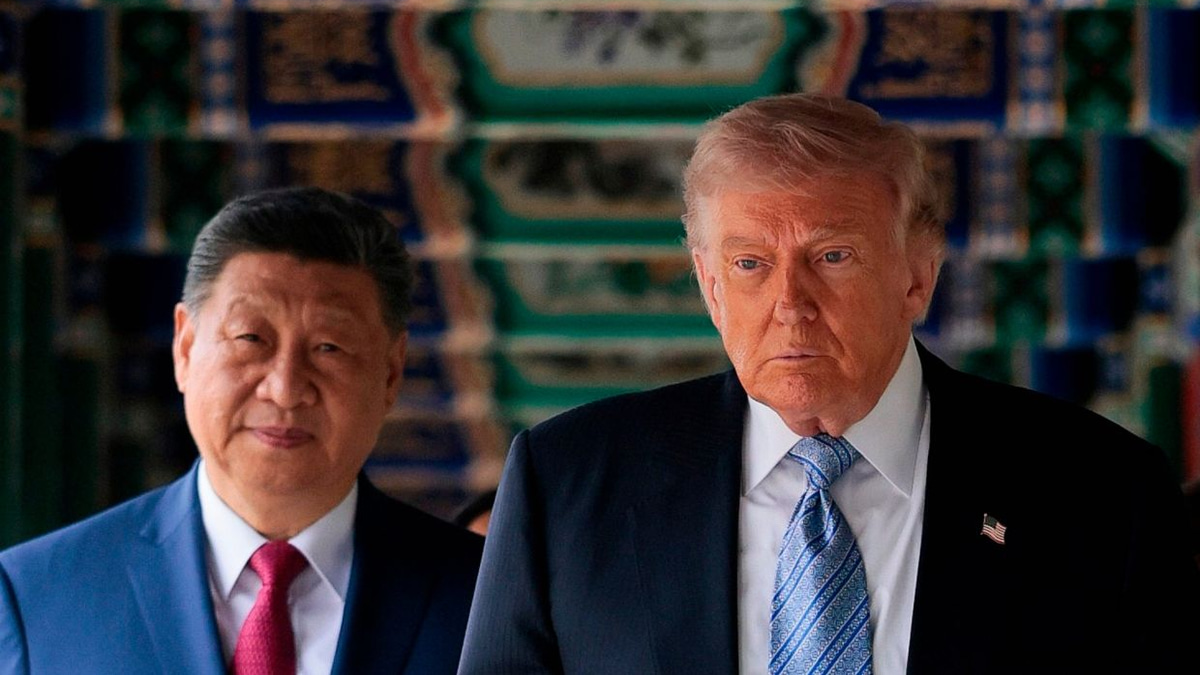 Trump's Contradictory China Strategy: Harsh Rhetoric Masking Diplomatic Outreach