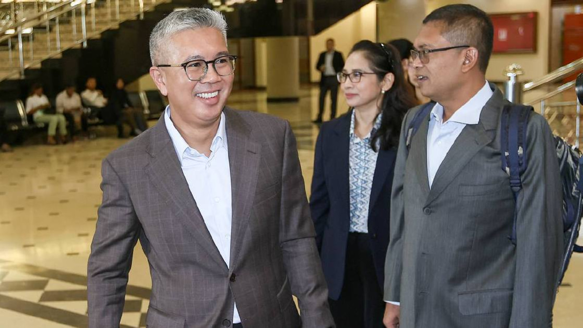 Muhyiddin Put Forward 54 Contractors for Jana Wibawa via Direct Negotiation, Court Hears