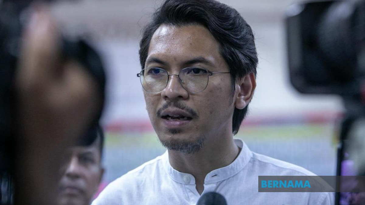 US-Iran Peace Deal Could Ease Oil Prices, But Recovery Will Take Time, Says Malaysian Official