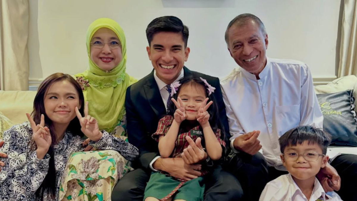 Syed Saddiq acquitted in landmark Federal Court ruling; brother quips about wedding plans