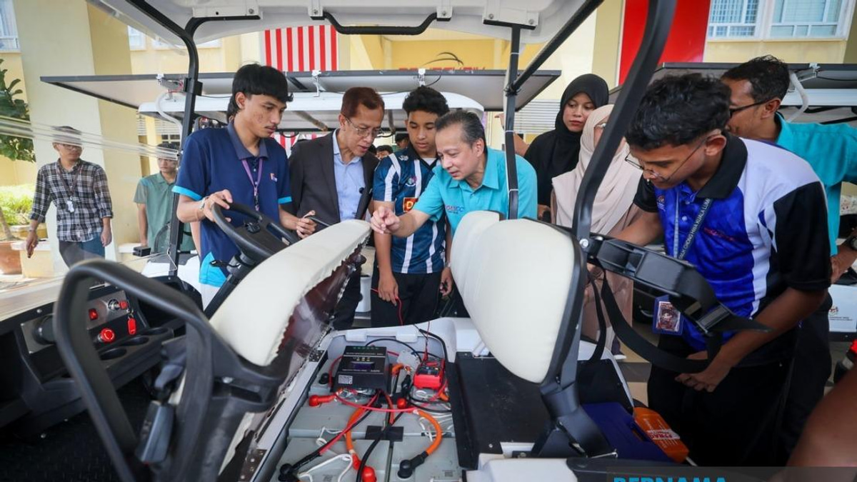 Kelantan Polytechnic Leads Solar-powered Vehicle Innovation with First Green Buggy Fleet