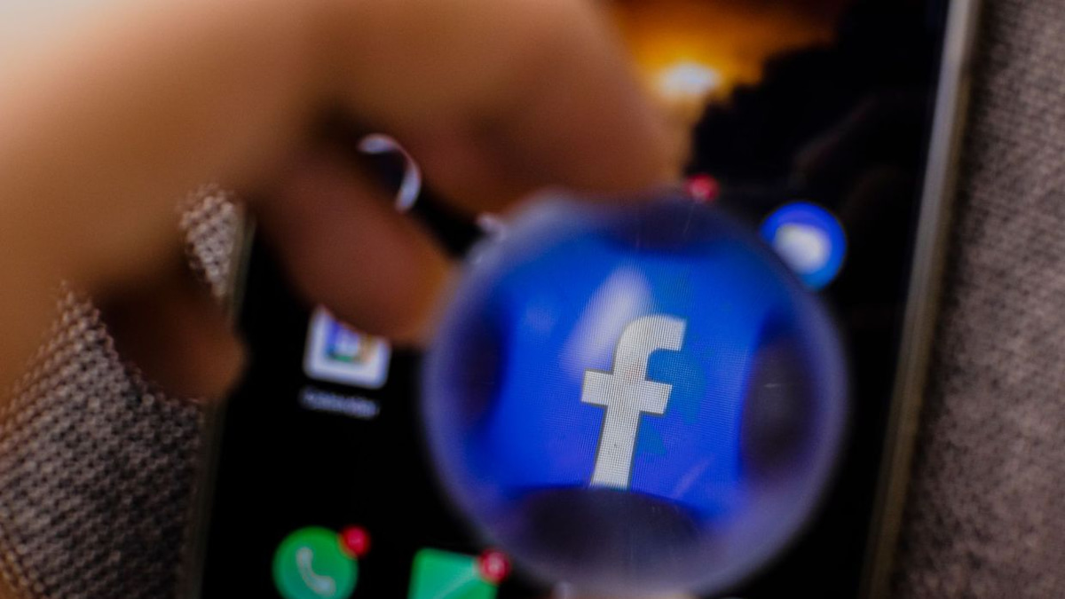 Meta's Chinese Ad Partner Flooded Facebook and Instagram With Illegal 'Nudify' App Promotions