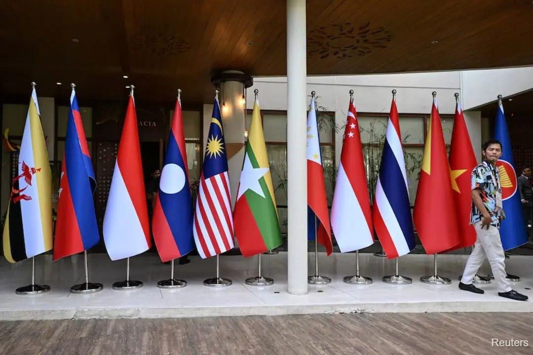 South China Sea tensions threaten to derail ASEAN talks as US and China vie for influence